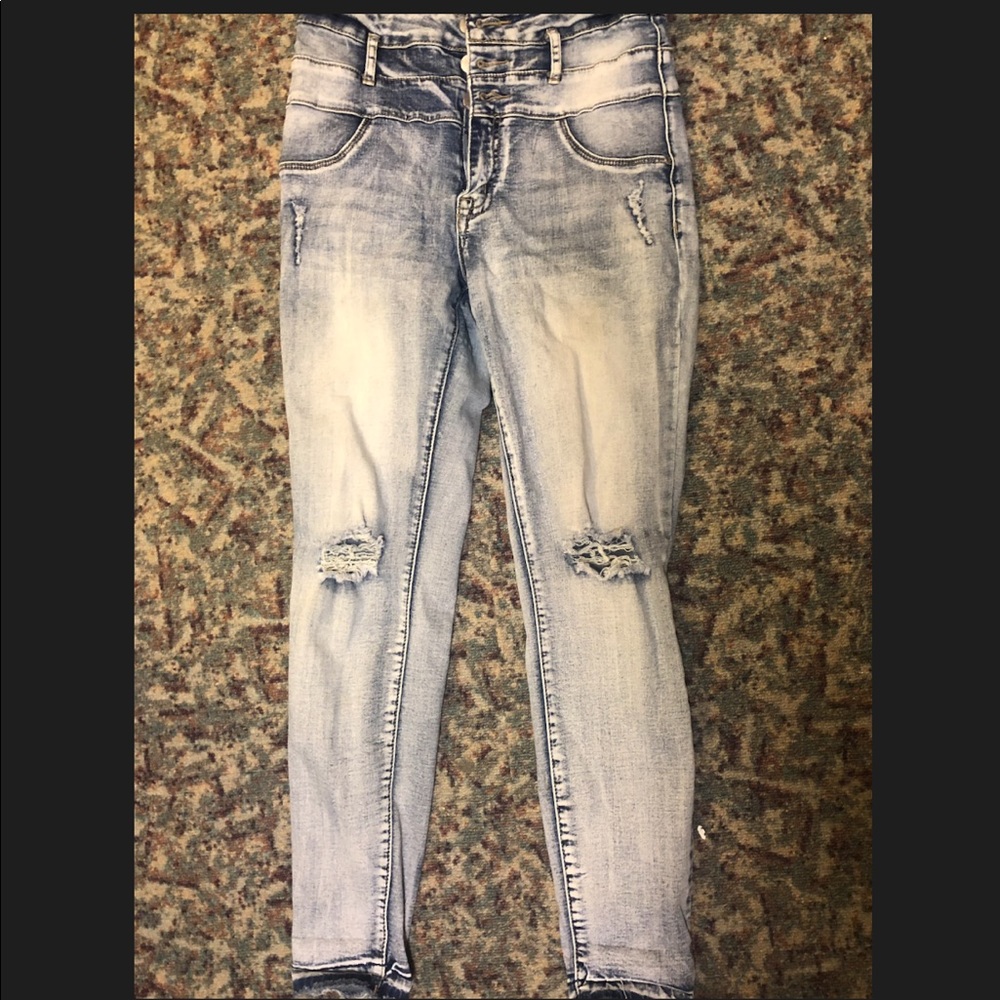 Ripped acid wash high waisted skinny jeans